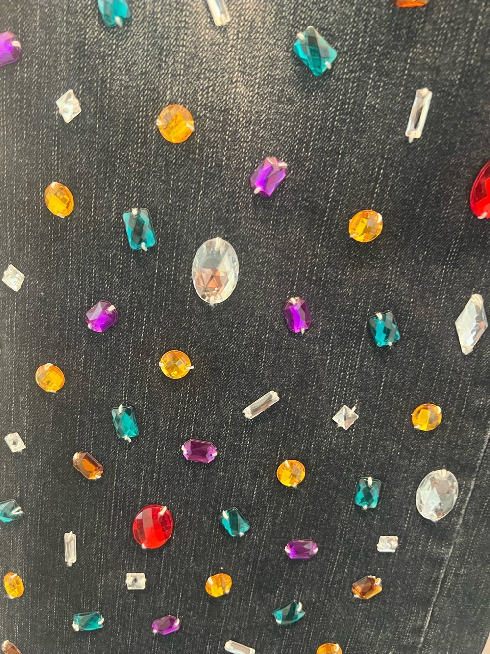 Beautiful NEW AKIRA Ash Black Straight-Leg Jeans, Multicolor Gem Embellishments - Picture 5 of 12